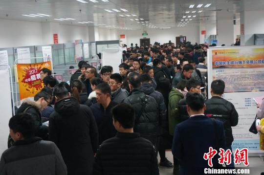 河南新春招聘冷热不均 自贸区岗位引1.5万人