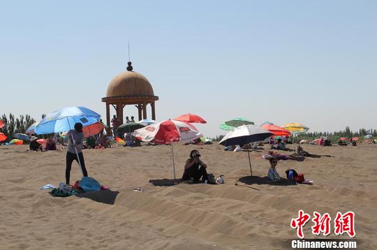 新疆火洲吐鲁番挖掘热资源 带动夏季旅游火热