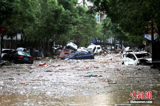 陕西绥德水灾受灾人口超10万人 城区已基本恢