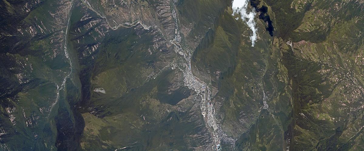 九寨沟震后卫星影像公布 震区三维地形数据陆